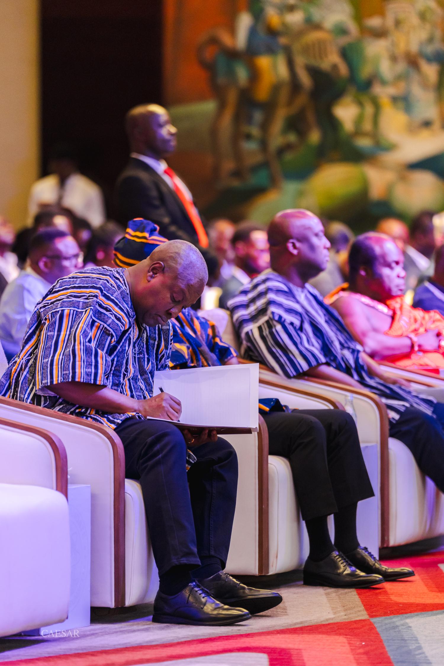 Prez John Dramani Mahama
