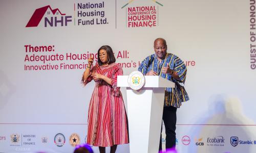 Prez John Dramani Mahama
